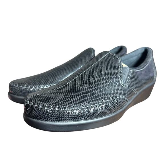 SAS Dream Slip On Loafers Black Snake Wedge - Size 7.5 N - Picture 5 of 11